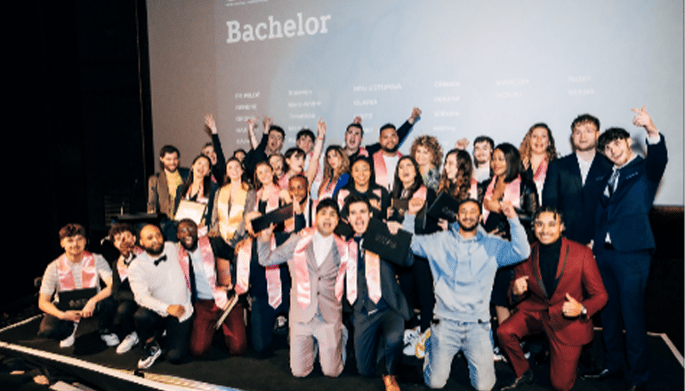 Remise des diplômes pendant le Gala de l'ECITV